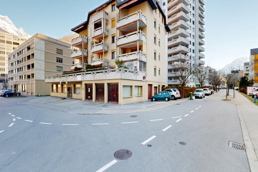 außenansicht mit day time, blick auf wohnanlage, und apartment complex view