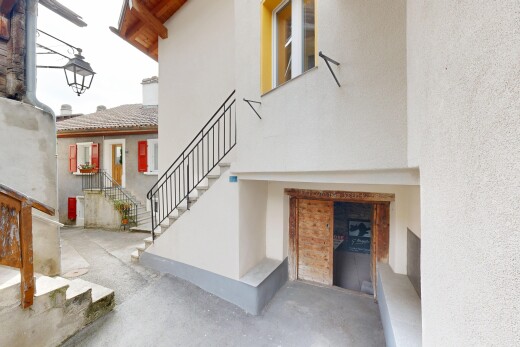 terrasse avec overcast, escaliers, et from property