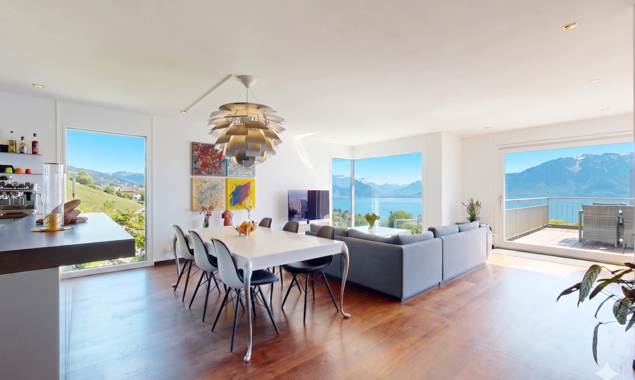 salon / salle à manger avec vue sur la montagne, mountain view, day time, drywall, et cloison sèche