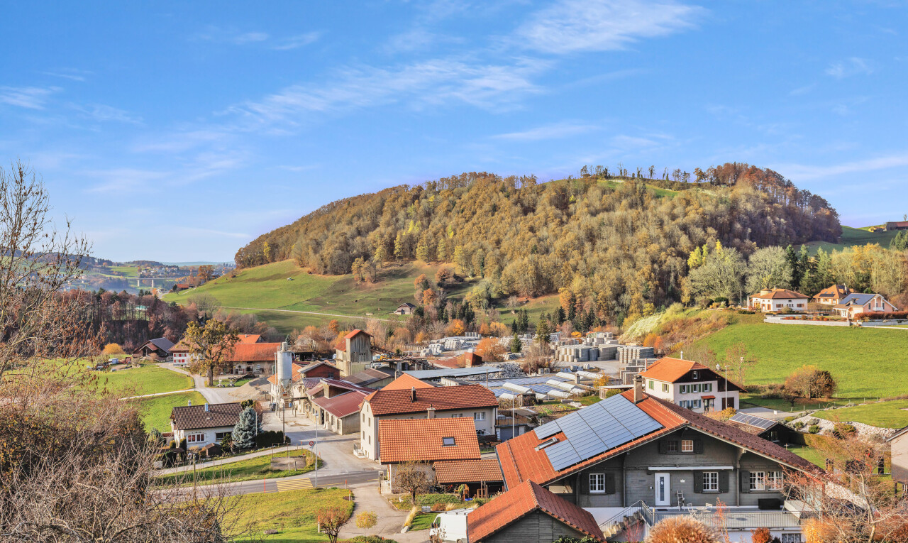 mountain view featuring nearby suburban area