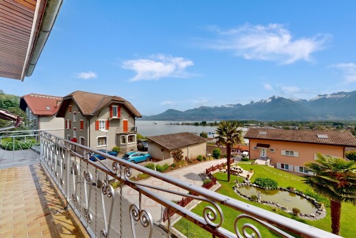 balcon avec from property, balcon, mountain view, vue sur la montagne, et day time