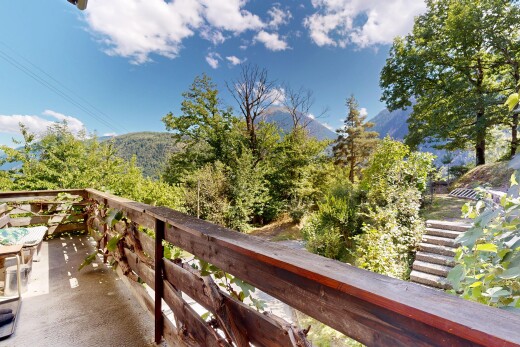balkon mit from property, mountain view, blick auf die berge, balkon, und day time