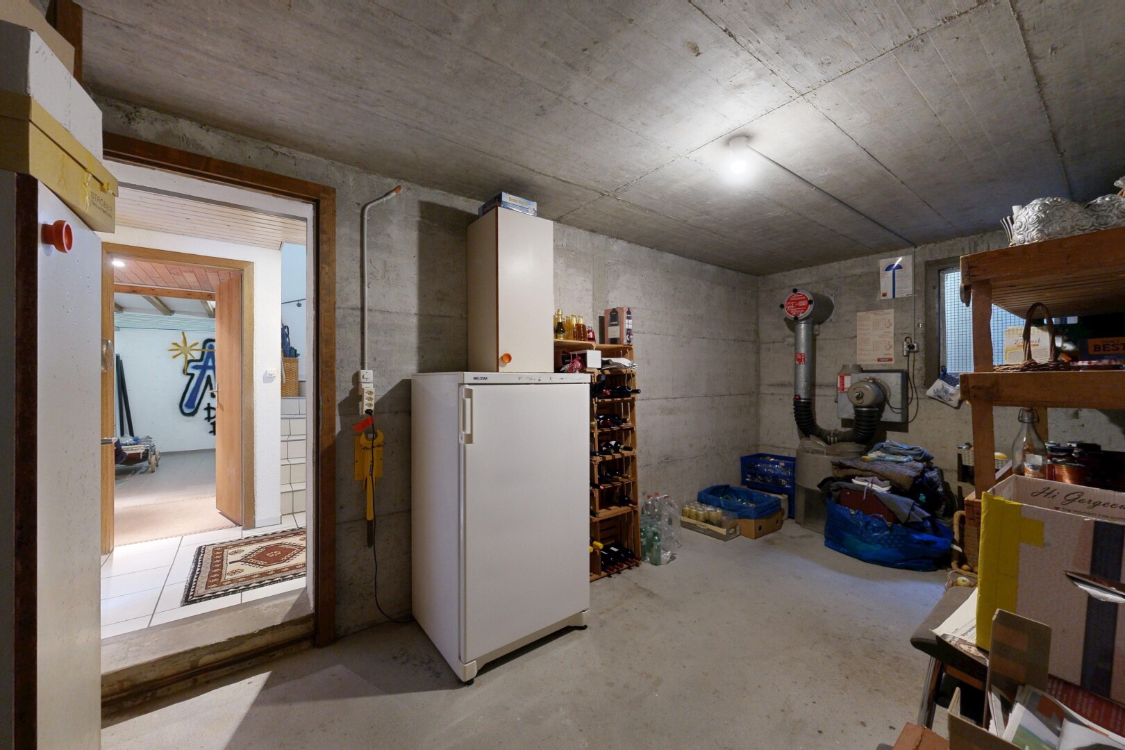 innenraum mit keller