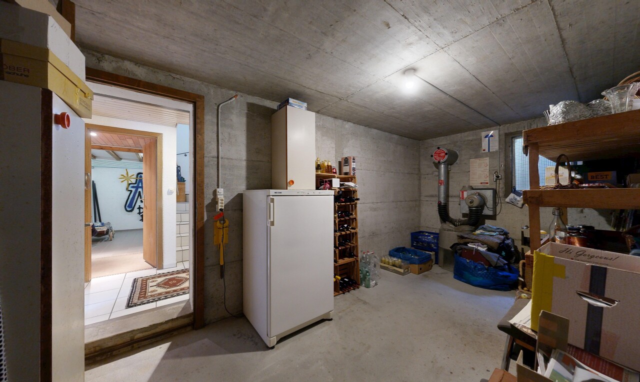 innenraum mit keller