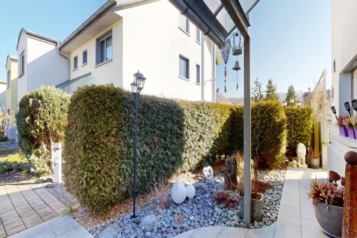 außenansicht mit day time, stuckverkleidung, und zaun