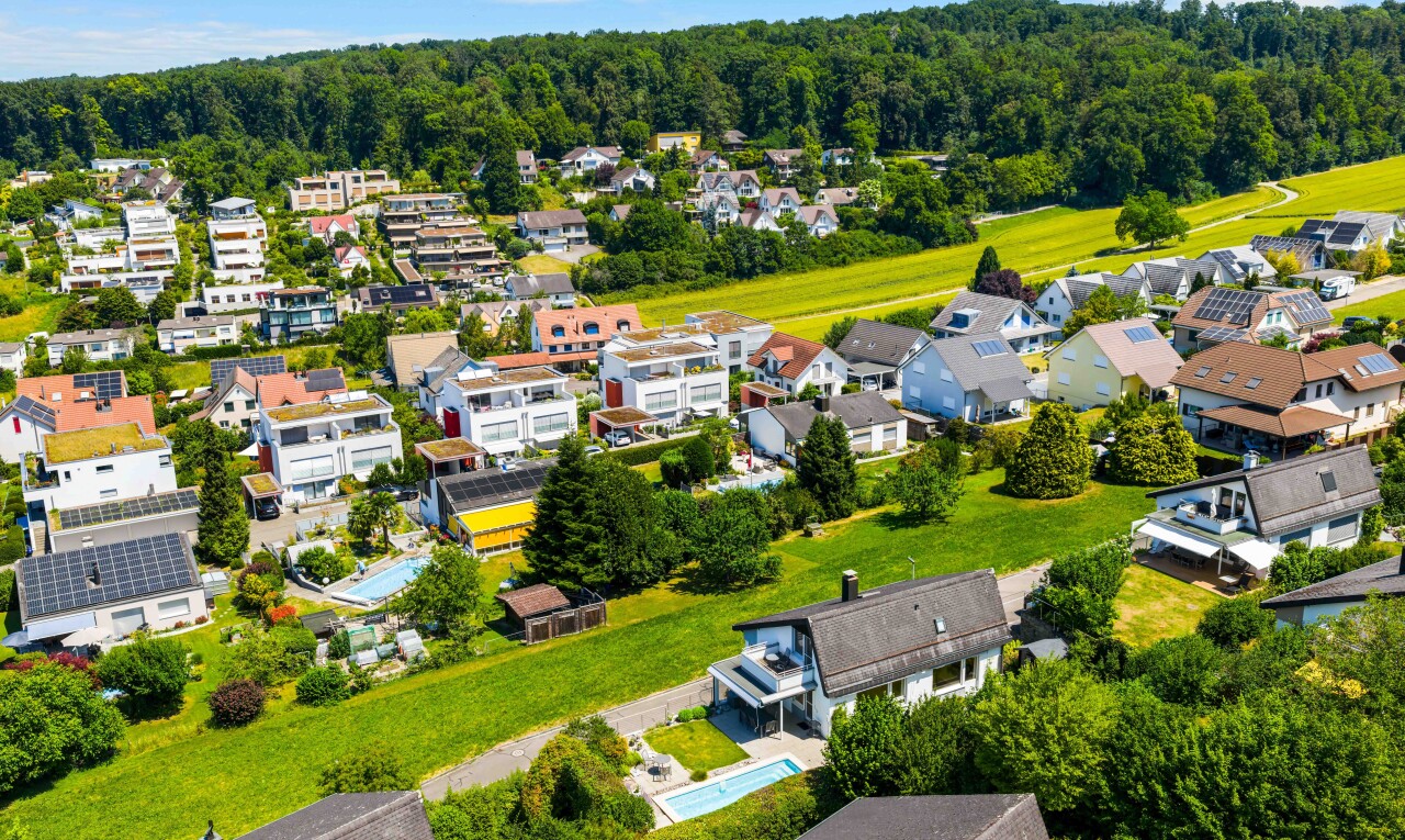 außenansicht mit day time, wohngebietblick, residential view, und aerial view