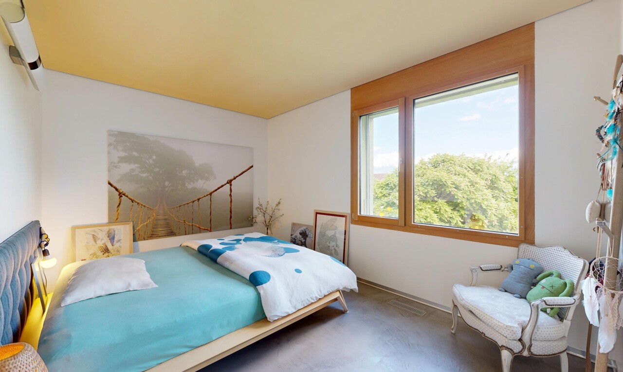 chambre avec drywall, cloison sèche, inside property, day time, et natural light