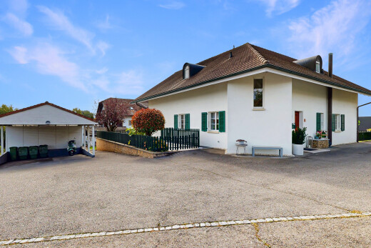 outdoor house with stucco siding