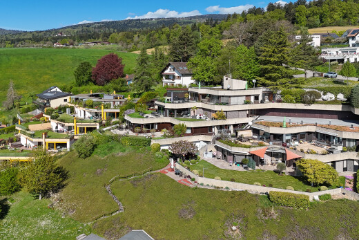 vue sur la montagne avec day time et aerial view