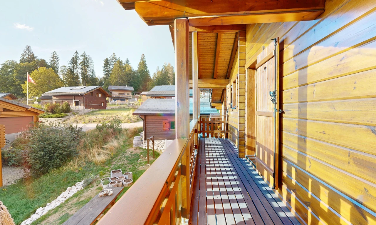 balkon mit balkon und from property