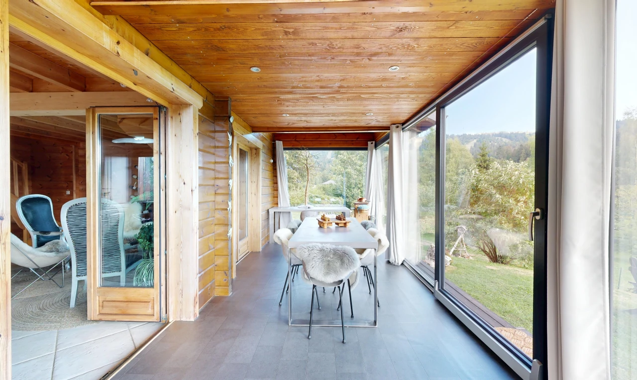 esszimmer mit holzdecke, wood ceiling, wintergarten, high end ceiling, und einbauleuchten