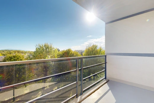 balkon mit balkon, from property, view focus, und day time