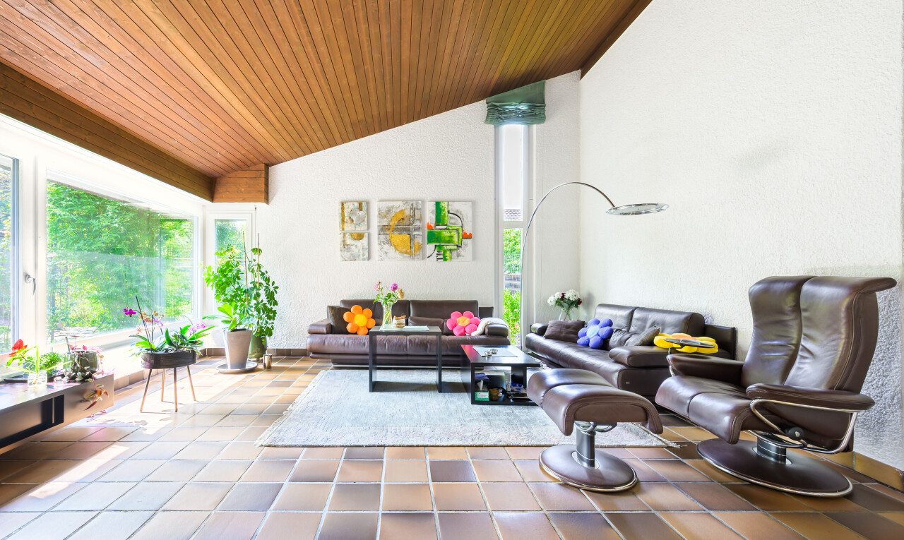 terrasse avec espace de vie extérieur, terrasse, et inside property