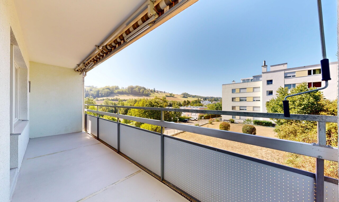 balkon mit balkon, view focus, from property, und day time