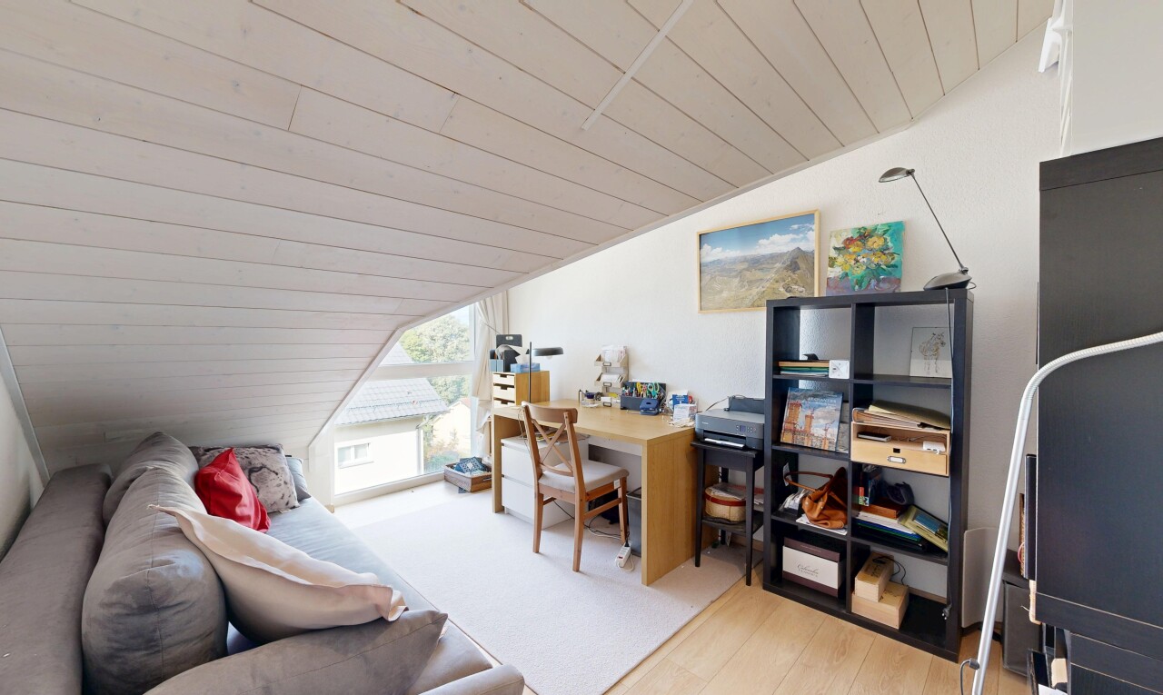 office featuring a vaulted wooden ceiling and light wood finished floors