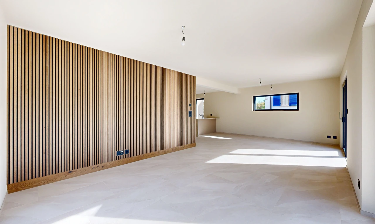 pièce vide avec drywall, cloison sèche, et inside property