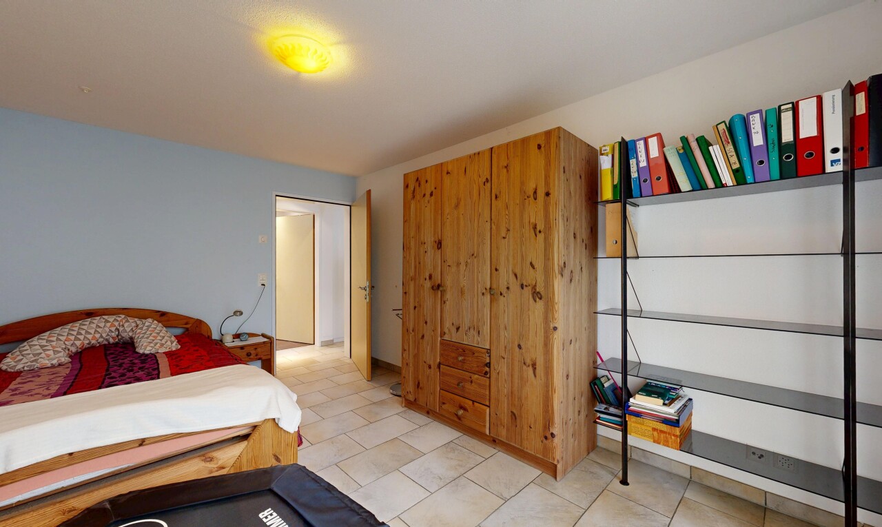 chambre avec inside property, cloison sèche, et drywall