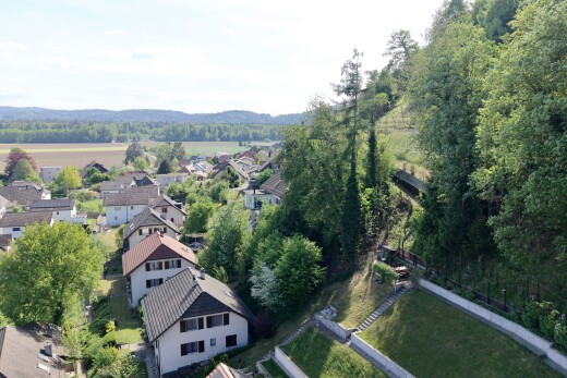 extérieur du bâtiment avec vue résidentielle et residential view