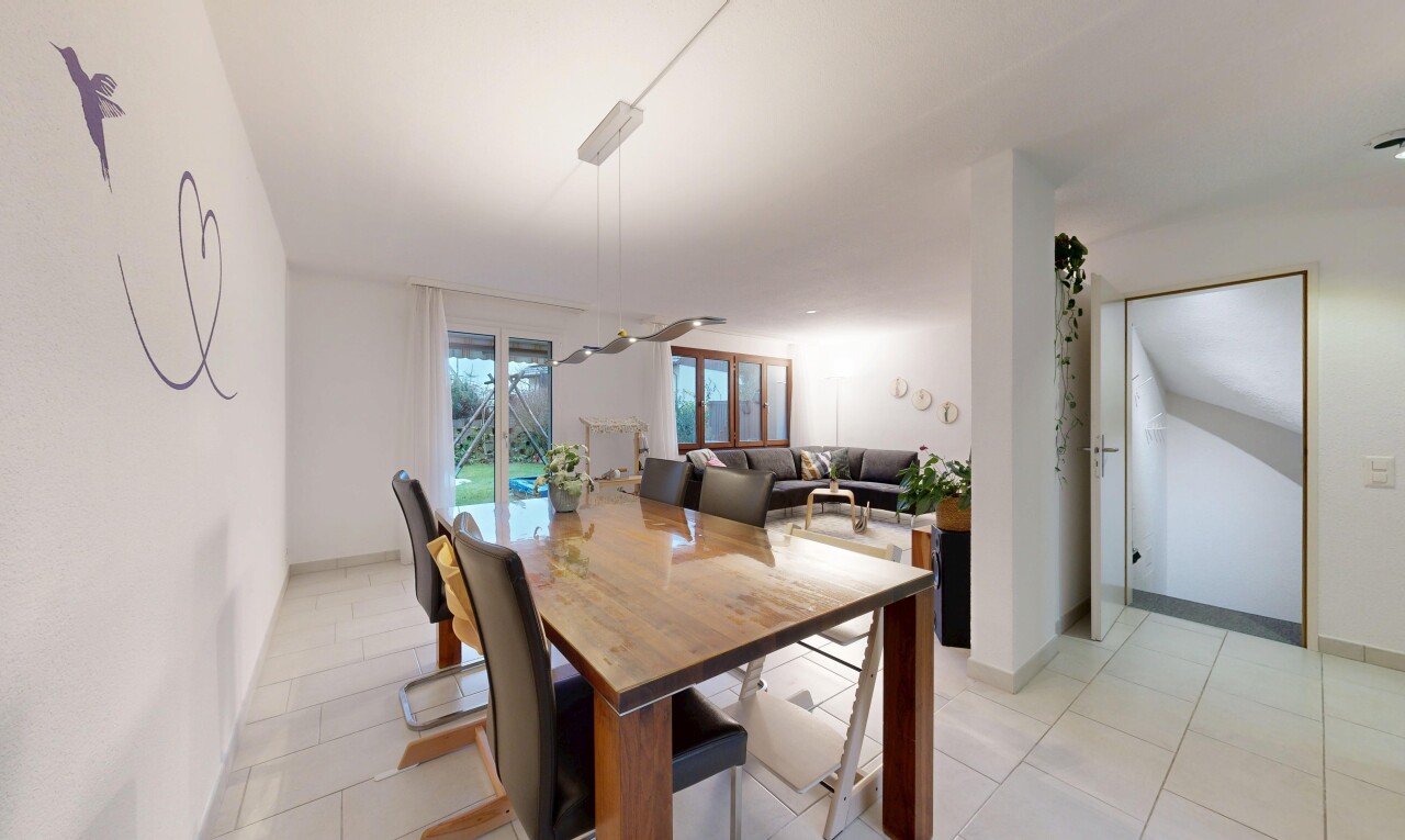 salon / salle à manger avec inside property, lumière naturelle, natural light, cloison sèche, et drywall