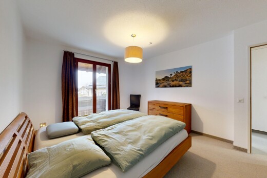 chambre avec inside property, drywall, cloison sèche, carpet, et moquette