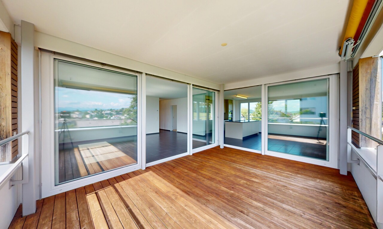 terrasse avec inside property