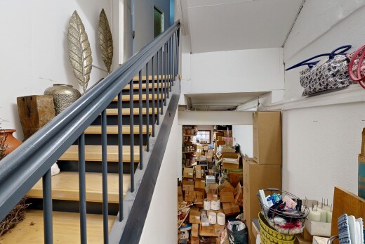 treppe mit gipskartonwand, drywall, inside property, und treppen