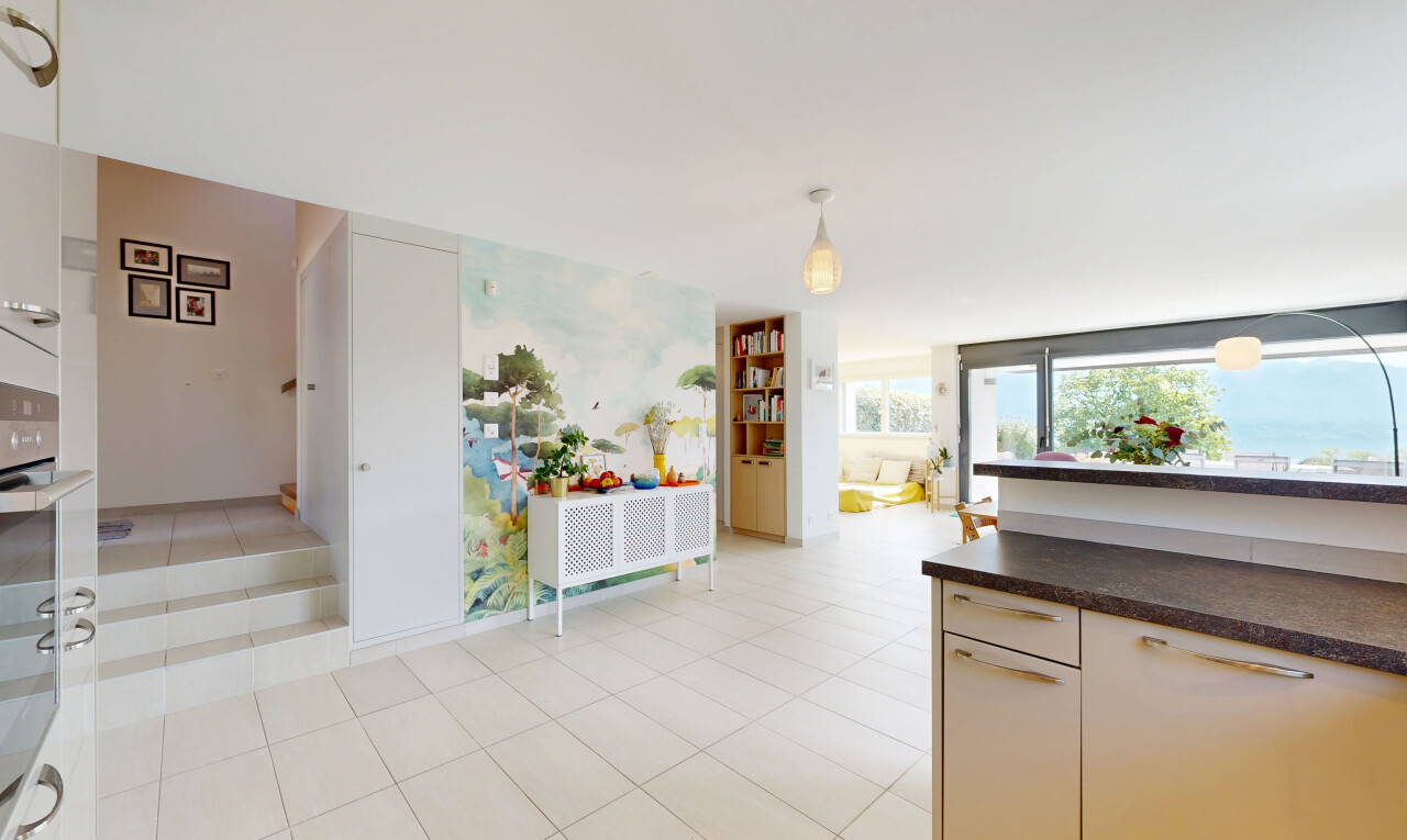 küche mit pendelleuchte, dark countertops, arbeitsplatten, two heights countertops, und light floor