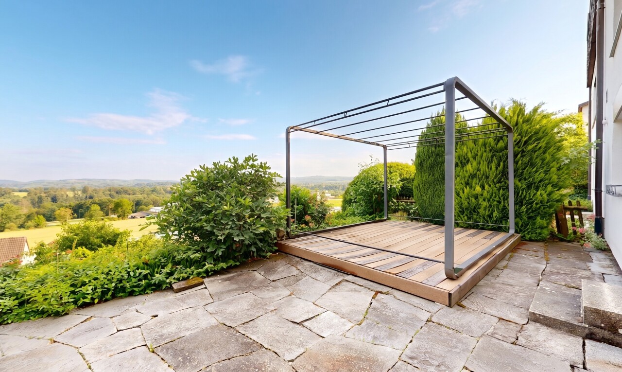 terrasse mit from property, deck, und day time