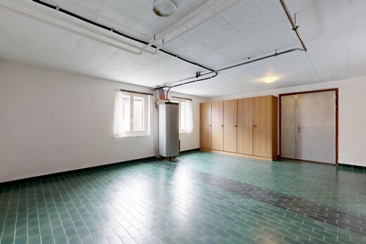 pièce vide avec drywall, cloison sèche, inside property, baseboards wall, et plinthes murales