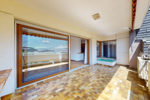 terrasse mit inside property und terrasse