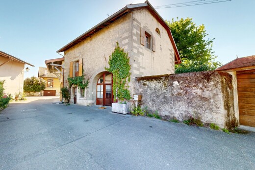 außenansicht mit stuckverkleidung