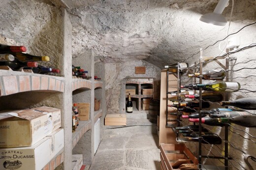 cave