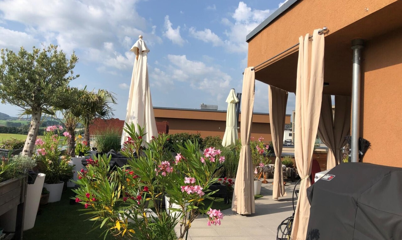 terrasse mit day time, from property, grill, und terrasse