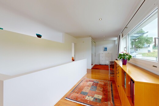 halle / korridor mit holzfußboden, wood finish floor, inside property, gipskartonwand, und drywall