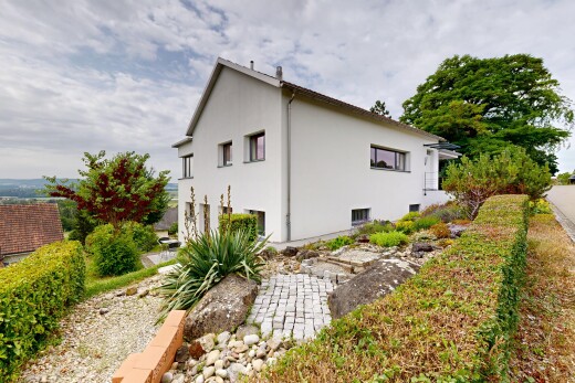 außenansicht mit from property und stuckverkleidung