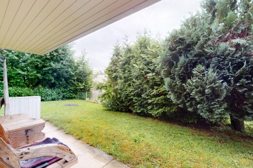 garten mit from property, overcast, und rasen