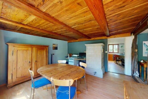 esszimmer mit holzdecke, wood ceiling, natürliches licht, natural light, und balkendecke