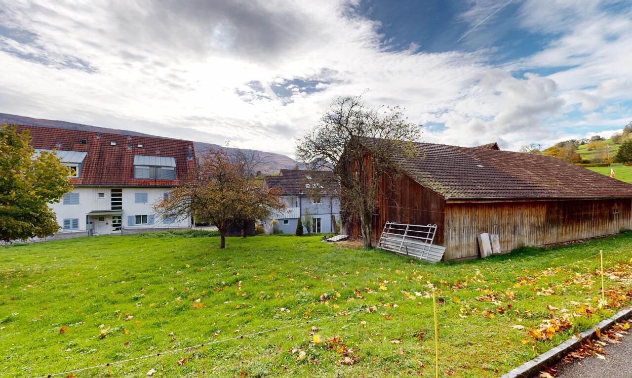 außenansicht mit property visible, außenansicht, day time, und rasen