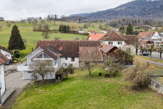 außenansicht mit rasen, property visible, overcast, rural view, und ländliche aussicht