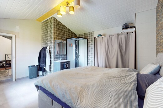 chambre avec cloison sèche et plafond voûté