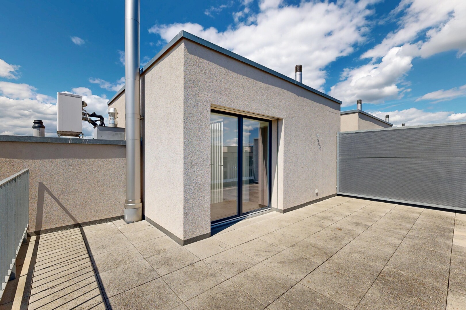 terrasse avec terrasse, day time, et from property