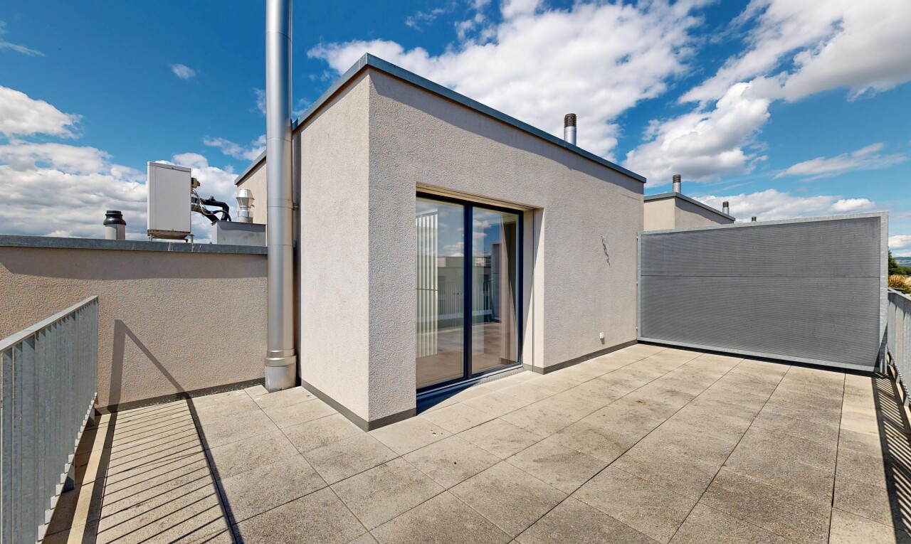 terrasse avec terrasse, day time, et from property