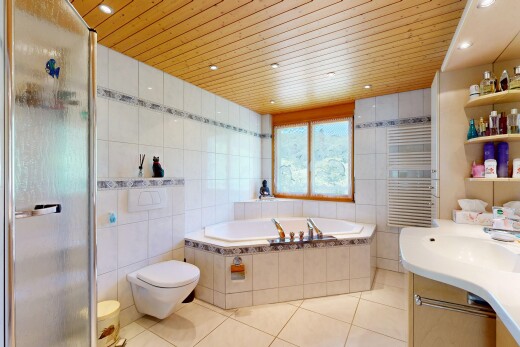 bad mit handtuchwärmer, komplettes badezimmer, tile wall, fliesenwand, und tile floor
