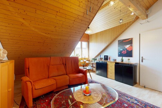 wohnzimmer mit wood ceiling, holzdecke, vaulted ceiling, dachschräge, und zusätzliches zimmer