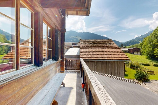 balcon avec mountain view, vue sur la montagne, day time, et from property