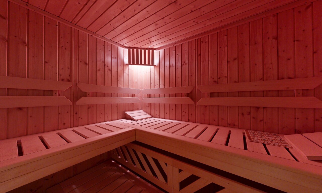chambre avec sauna et inside property