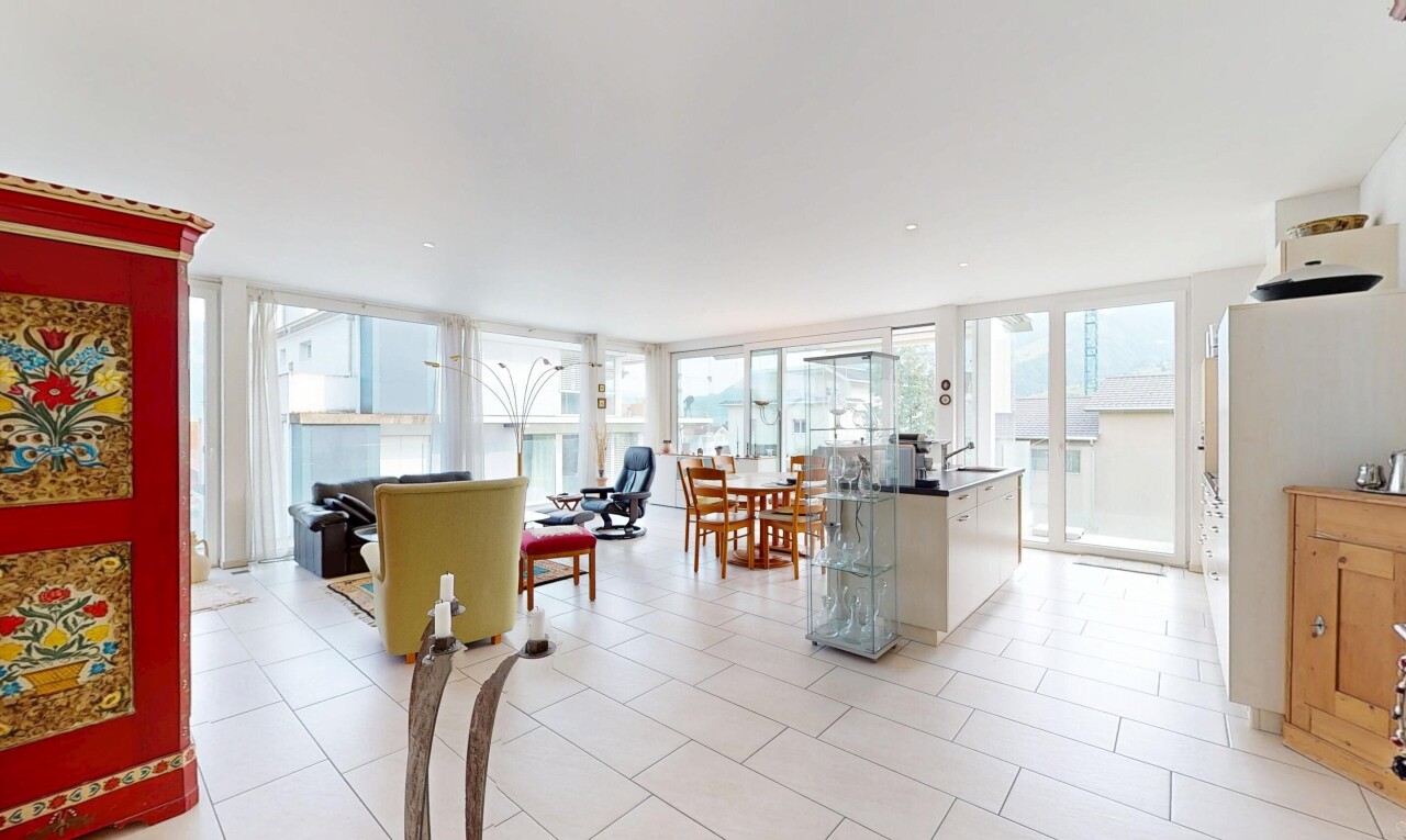 küche mit natürliches licht, natural light, inside property, bodendeckenfenster, und floor ceiling windows