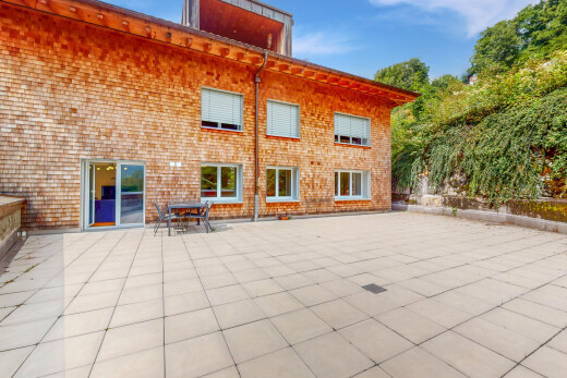 außenansicht mit property visible, day time, terrasse, und schindelverkleidung