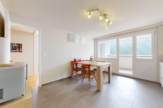 esszimmer mit natürliches licht, natural light, inside property, gipskartonwand, und drywall