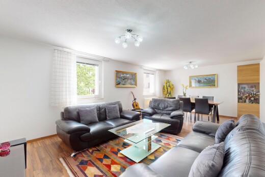 wohn- / esszimmer mit inside property, natural light, natürliches licht, drywall, und gipskartonwand